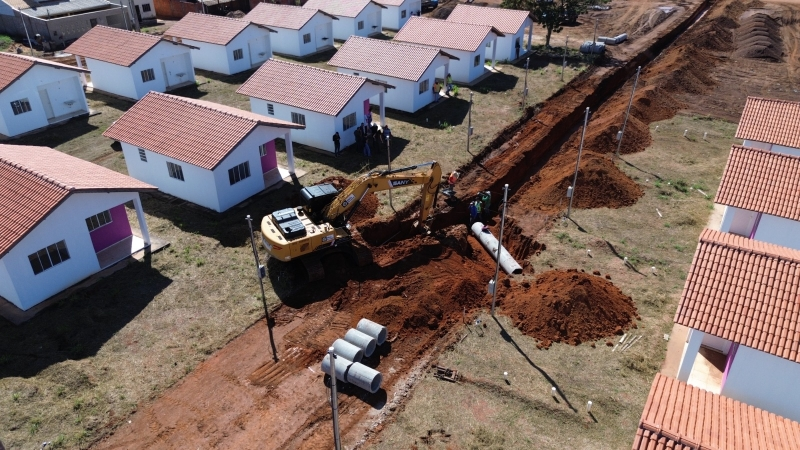 Obras de drenagem, terraplanagem e asfalto